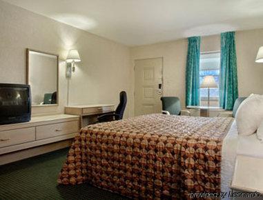 Days By Wyndham Arlington/washington Dc