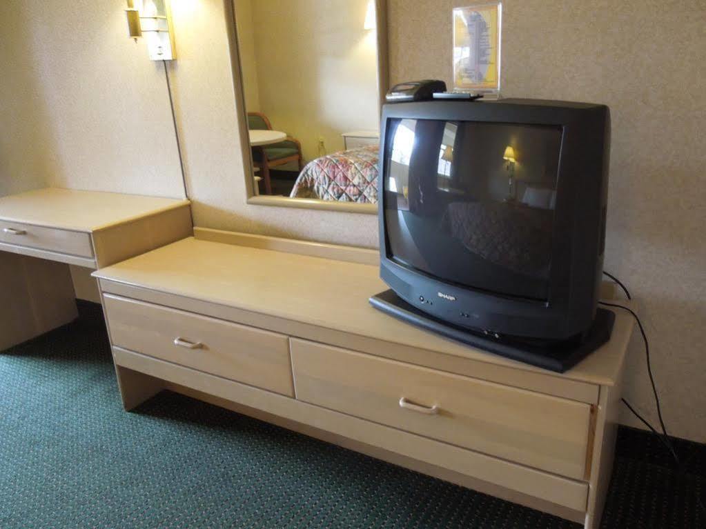 Days By Wyndham Arlington/washington Dc