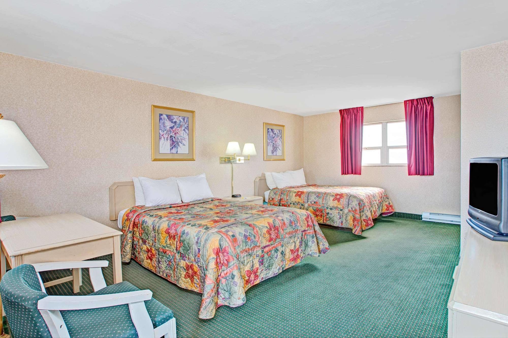 Days By Wyndham Arlington/washington Dc Hotel 2*
